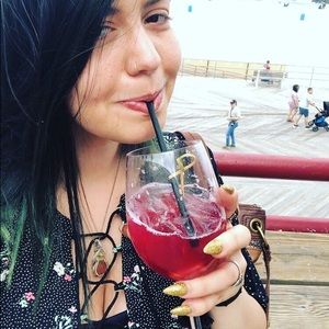 Meet your Posher, Cara